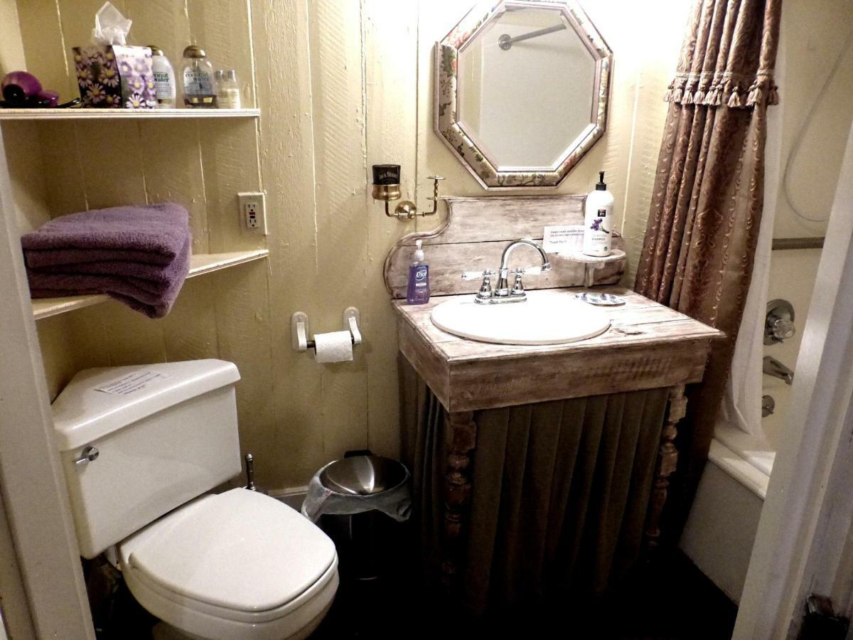 Lavender Farm And Bed and breakfast 3*